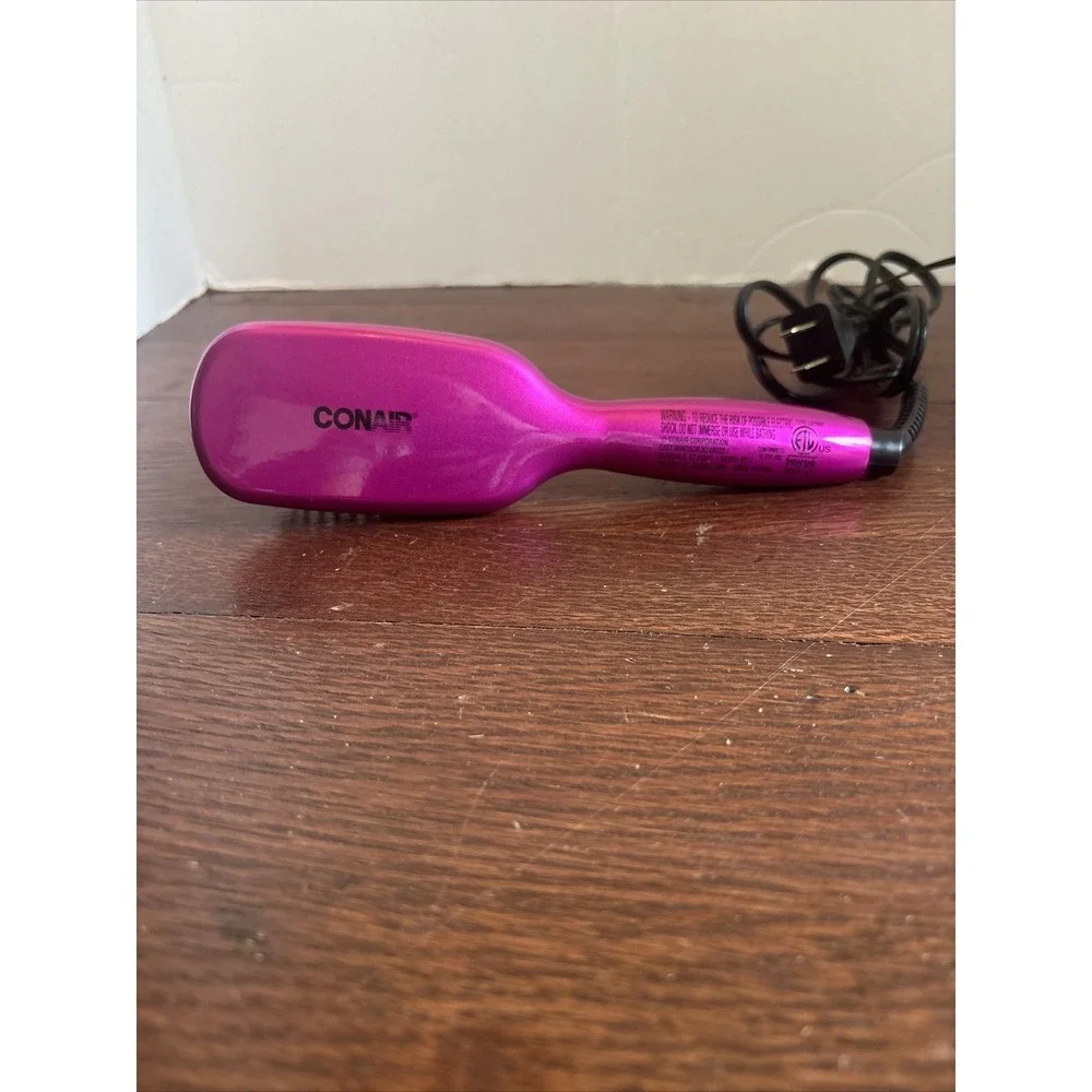 Conair Super Smoothing Brush Pink Gentle Heat, Dual Voltage, Fast Heat-Up